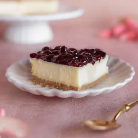 Blueberry Cheese Cake Slice