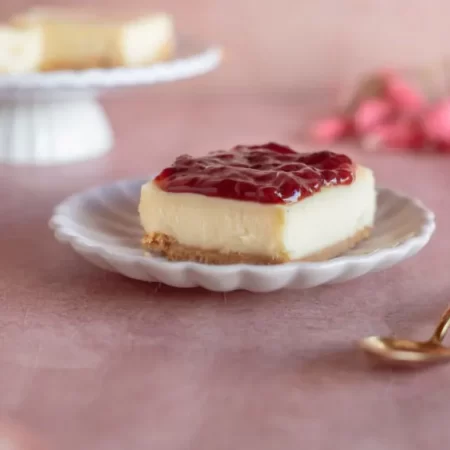Strawberry Cheese Cake Slice